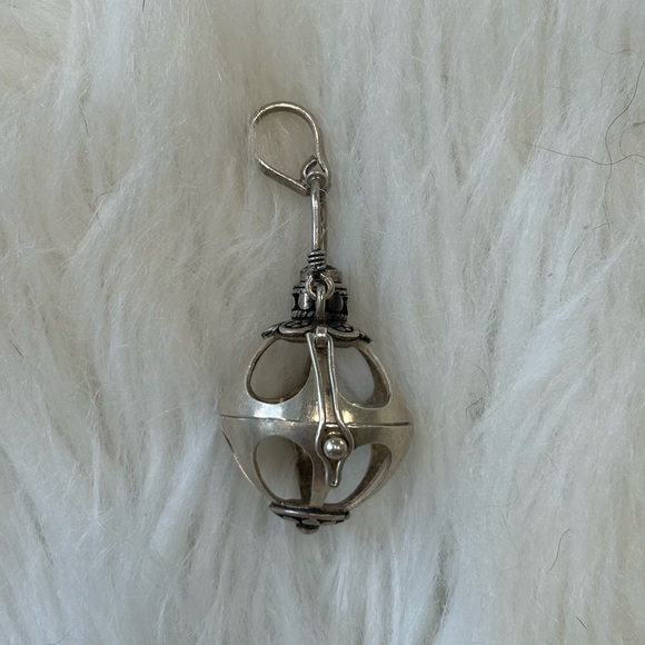Sterling silver angel caller cage pendant - Picture 4 of 5